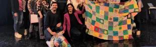 Foto caldi abbracci colorati
