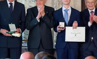 Alessandro Vincenzo De Vita con il Presidente Mattarella
