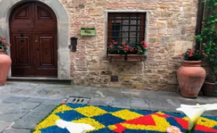 Infiorata a San Donato in Poggio