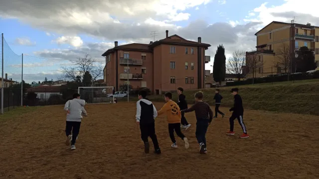 immagine inaugurazione campo sportivo Via Don Minzoni