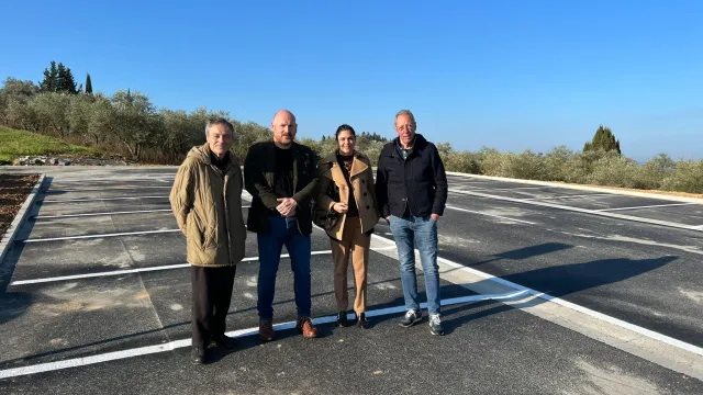 immagine inaugurazione nuovo parcheggio Bustecca