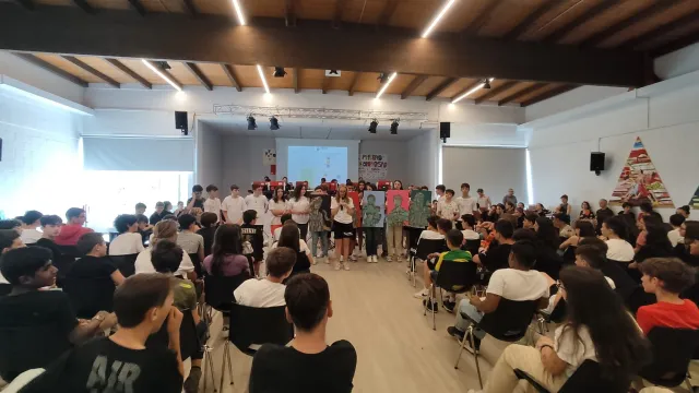 immagine studenti IC don milani per Marco Borgianni