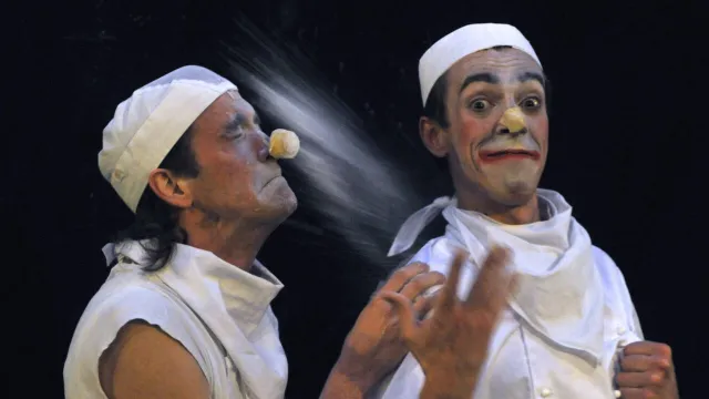 immagine clown panettieri_teatro marcialla