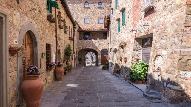san donato in poggio via del giglio_immagine
